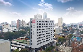 Hotel Ibis Cali Granada